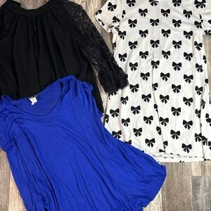 Women’s Medium Blouse, Bows, Black, Blue